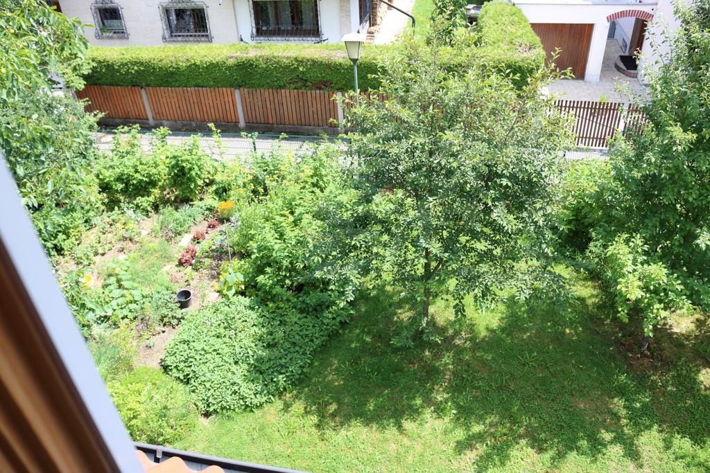 Apartment Dachgalerie 110 M2 Munich Luaran gambar
